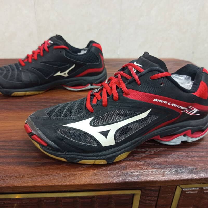 کفش اورجینال میزانو مدل - Wave Lightning Z3